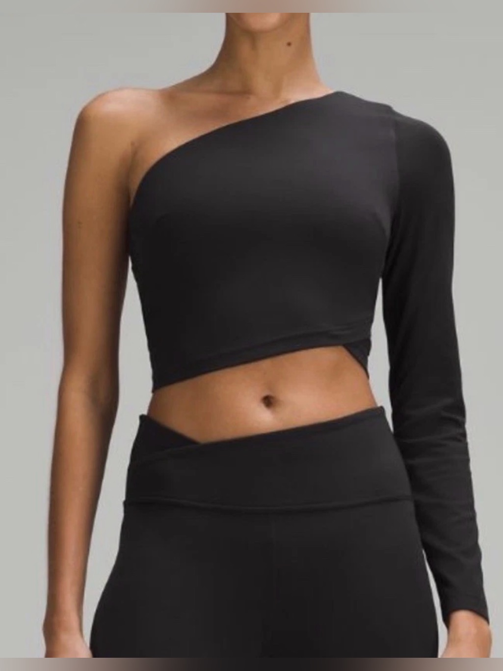 Lululemon Align Asymmetrical Long-Sleeve Shirt. Black. Size 2